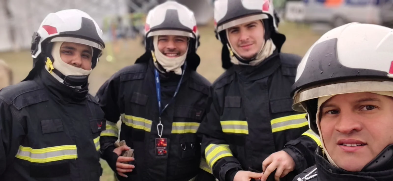 Cuatro brigadistas de ACA BIO durante la capacitación en Monte Maíz.